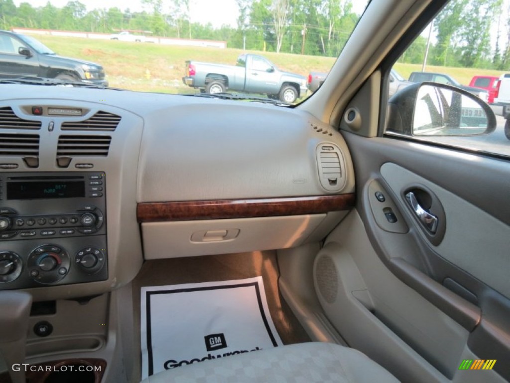 2005 Malibu LS V6 Sedan - Silver Green Metallic / Neutral Beige photo #16