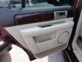 2003 Autumn Red Metallic Lincoln Navigator Luxury 4x4  photo #27