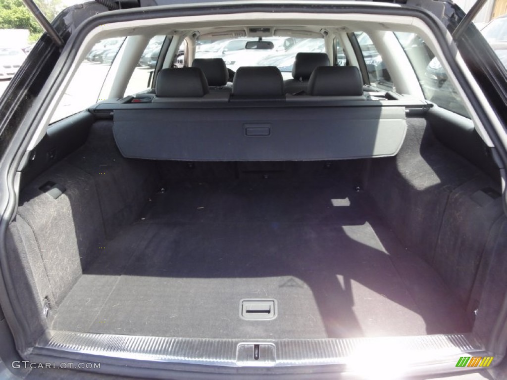 2005 Audi Allroad 2.7T quattro Trunk Photos