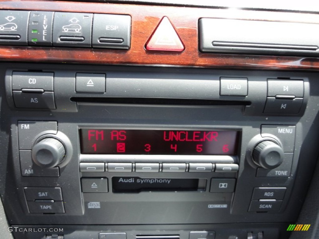 2005 Audi Allroad 2.7T quattro Audio System Photo #67530449