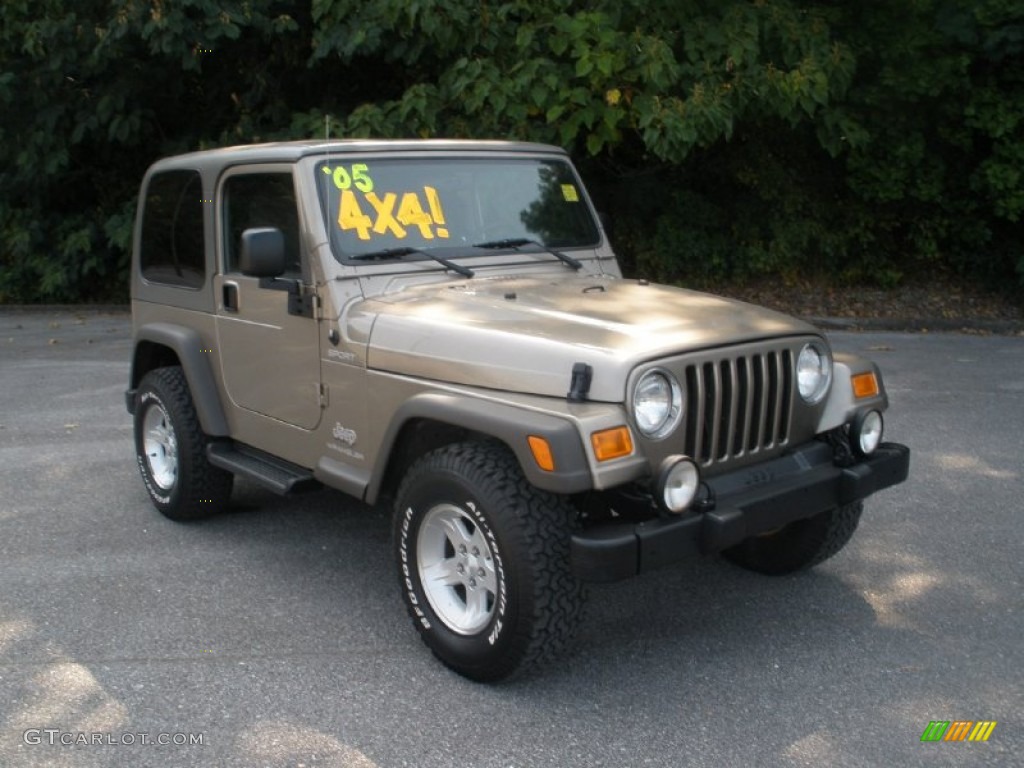2005 Light Khaki Metallic Jeep Wrangler Sport 4x4 67494419 Photo 2