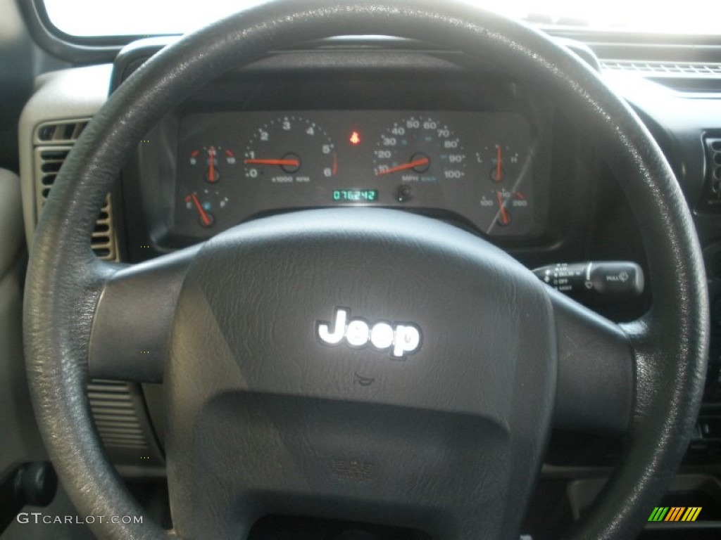 2005 Wrangler Sport 4x4 - Light Khaki Metallic / Khaki photo #19