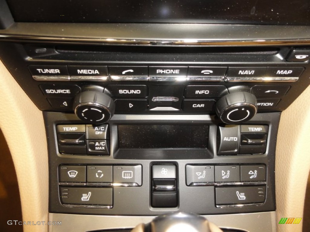2013 Porsche Boxster S Controls Photo #67534115