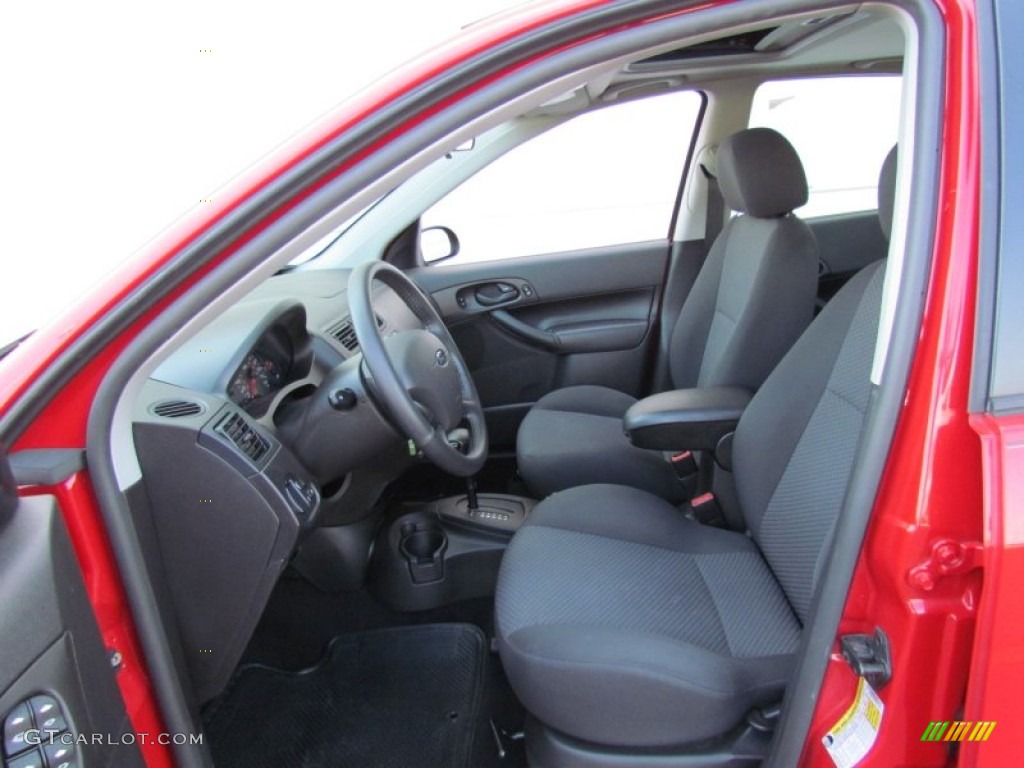 Charcoal/Charcoal Interior 2006 Ford Focus ZX5 SES Hatchback Photo #67535705