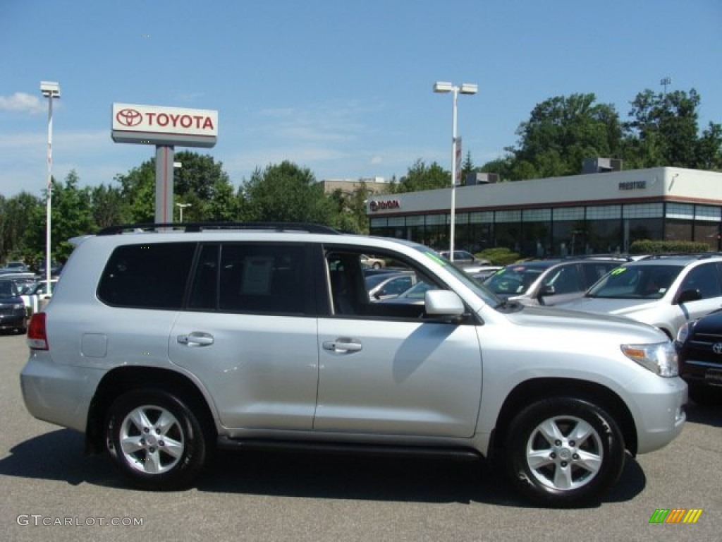 2010 Land Cruiser  - Classic Silver Metallic / Dark Gray photo #1