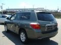 Blizzard White Pearl - Highlander 4WD Photo No. 4