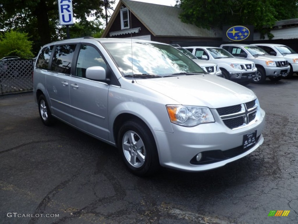 2011 Grand Caravan Crew - Bright Silver Metallic / Black/Light Graystone photo #1