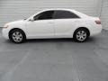 Super White - Camry LE Photo No. 5