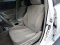 Super White - Camry LE Photo No. 36