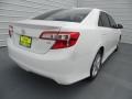 Super White - Camry SE Photo No. 3