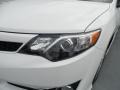 Super White - Camry SE Photo No. 8