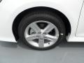 Super White - Camry SE Photo No. 10