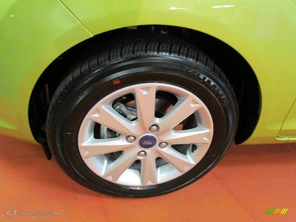 2012 Ford Fiesta SE Hatchback Wheel Photo #67543821