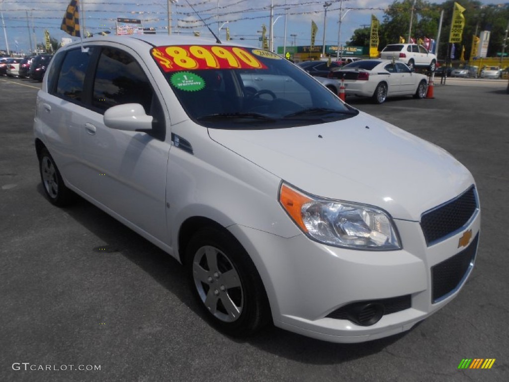 2009 Aveo Aveo5 LS - Summit White / Charcoal photo #4