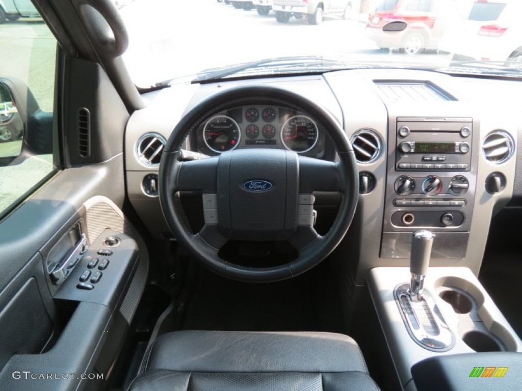 2007 Ford F150 FX4 SuperCrew 4x4 Black Dashboard Photo #67547004
