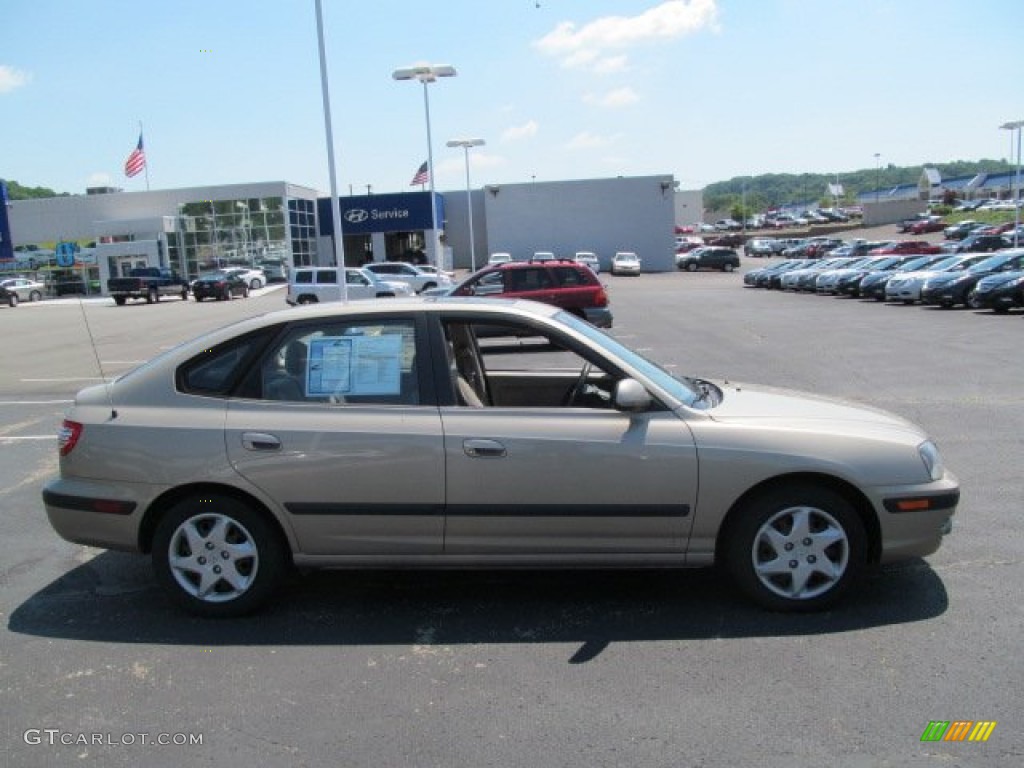 2006 Elantra GT Hatchback - Champagne Beige / Beige photo #2