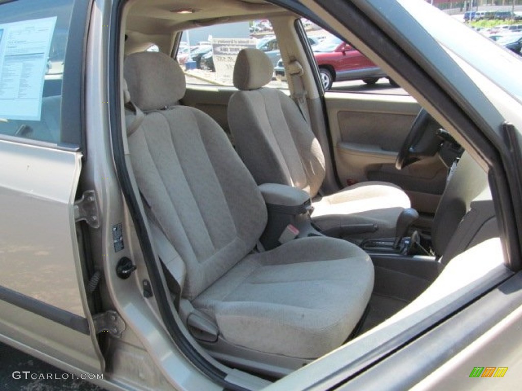 2006 Elantra GT Hatchback - Champagne Beige / Beige photo #10