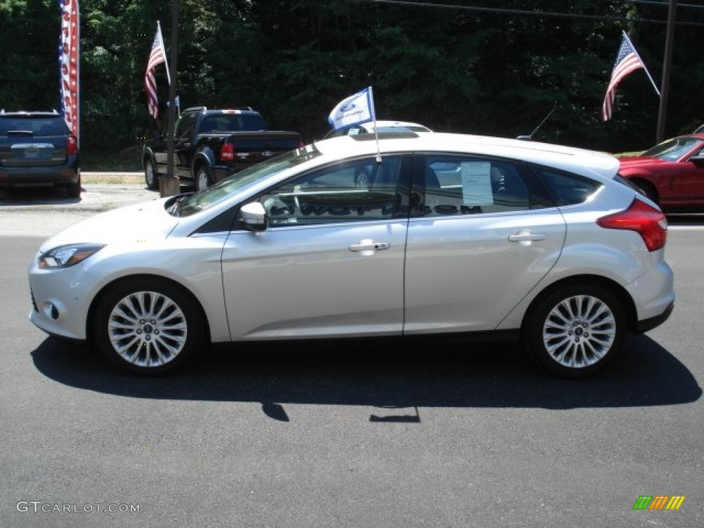 2012 Focus Titanium 5-Door - Ingot Silver Metallic / Charcoal Black Leather photo #5