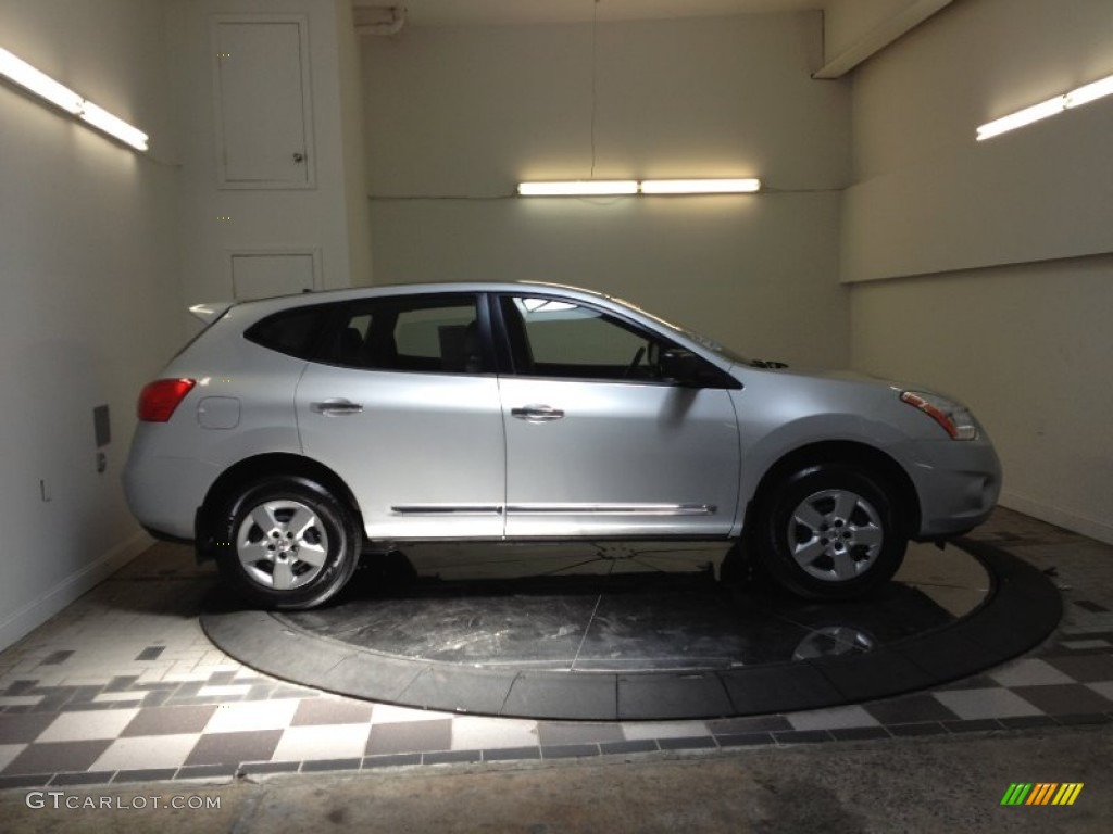 2011 Rogue S AWD - Silver Ice Metallic / Gray photo #3