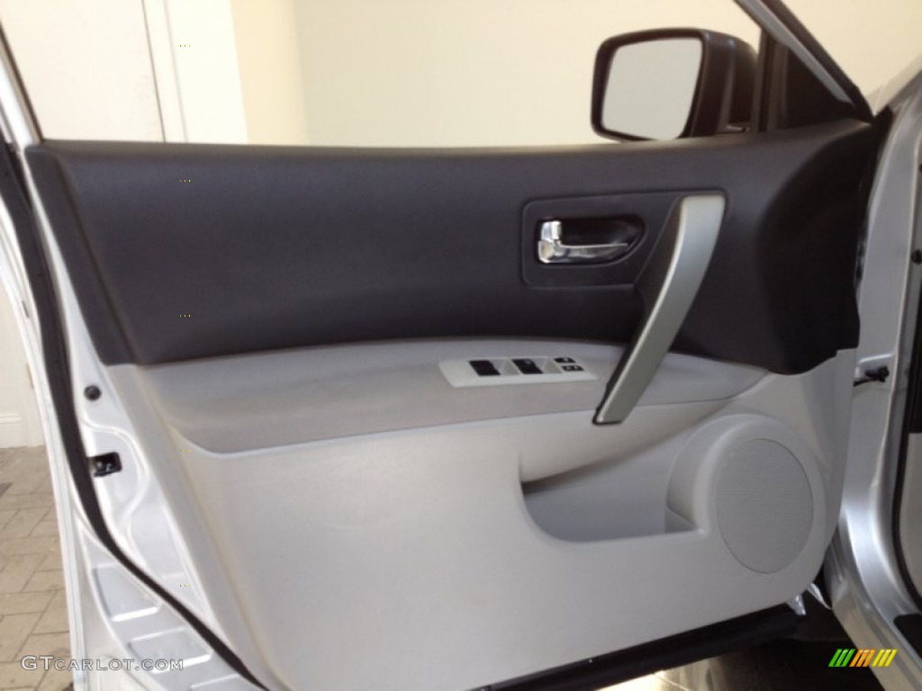 2011 Rogue S AWD - Silver Ice Metallic / Gray photo #12