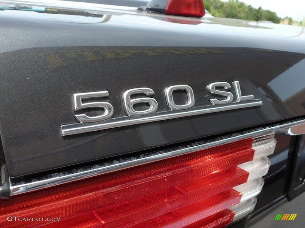 1987 Mercedes-Benz SL Class 560 SL Roadster Marks and Logos Photo #67551435