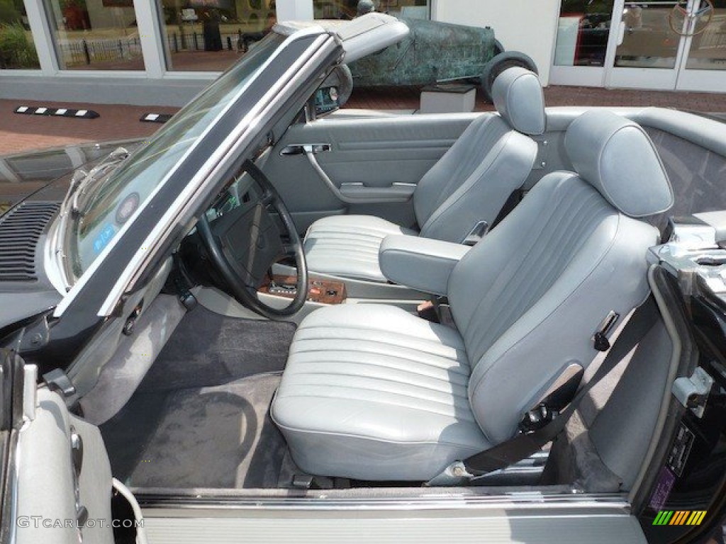 Grey Interior 1987 Mercedes-Benz SL Class 560 SL Roadster Photo #67551618