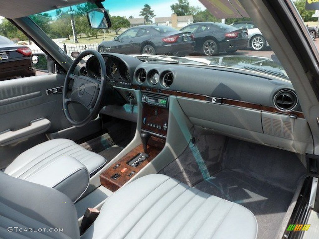 Grey Interior 1987 Mercedes-Benz SL Class 560 SL Roadster Photo #67551738