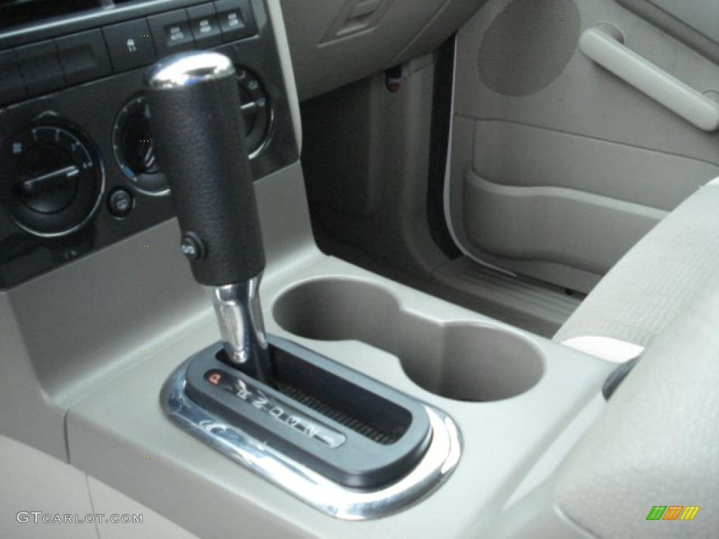 2006 Ford Explorer XLT 4x4 5 Speed Automatic Transmission Photo #67552263