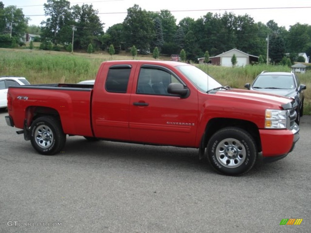 Victory Red 2009 Chevrolet Silverado 1500 LT Extended Cab 4x4 Exterior Photo #67552458