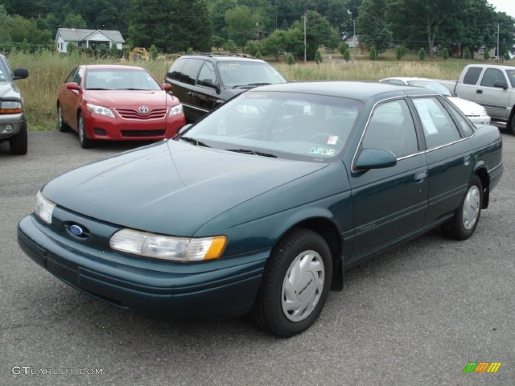 1995 Ford Taurus GL Sedan Exterior Photos