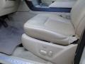 Oxford White - Navigator Luxury Photo No. 15