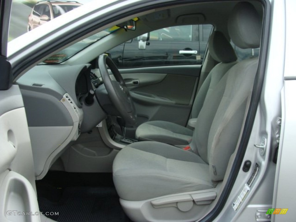 2009 Corolla  - Classic Silver Metallic / Ash photo #7