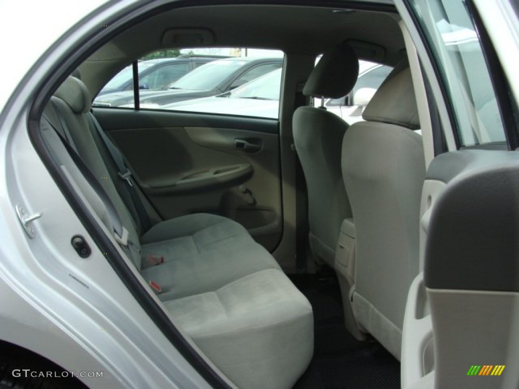 2009 Corolla  - Classic Silver Metallic / Ash photo #12