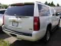 Summit White - Suburban LT 4x4 Photo No. 4
