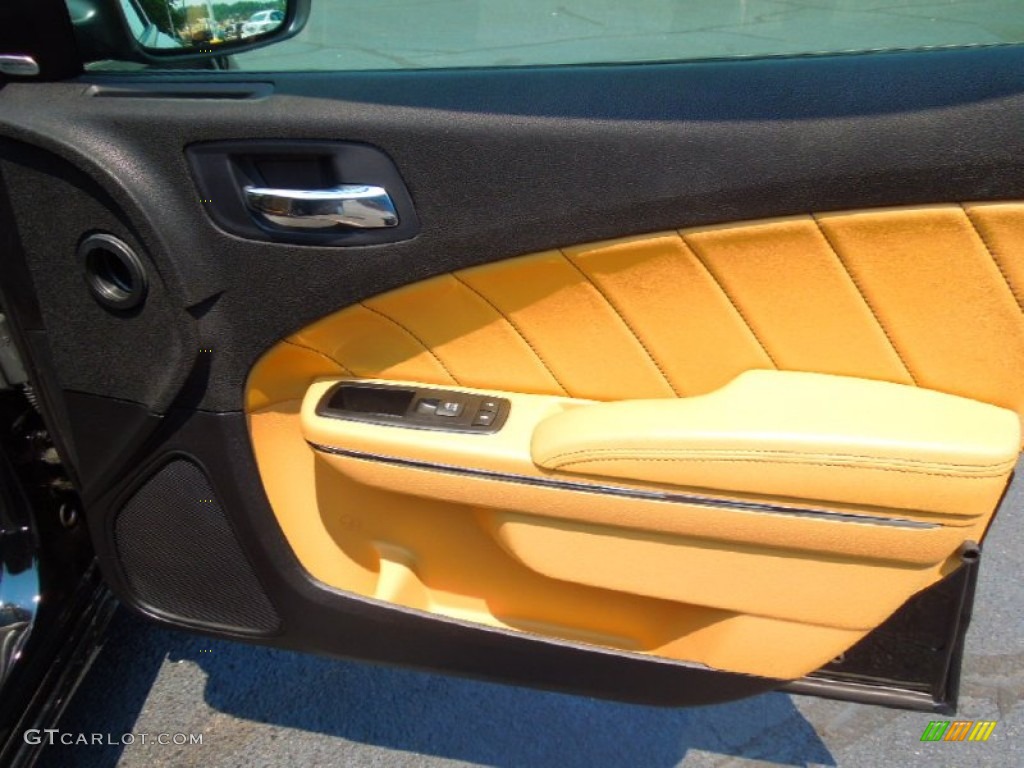 2012 Dodge Charger R/T Plus Tan/Black Door Panel Photo #67561848