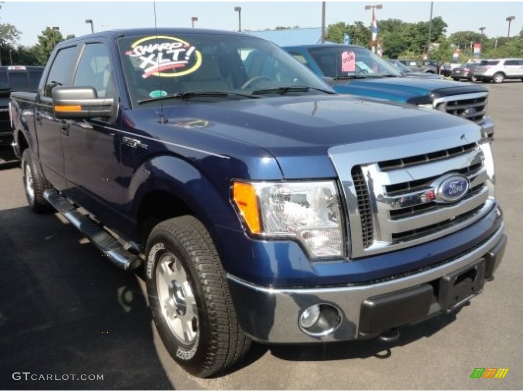 2010 F150 XLT SuperCrew 4x4 - Dark Blue Pearl Metallic / Tan photo #2