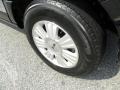 2011 Lincoln Navigator L 4x4 Wheel and Tire Photo