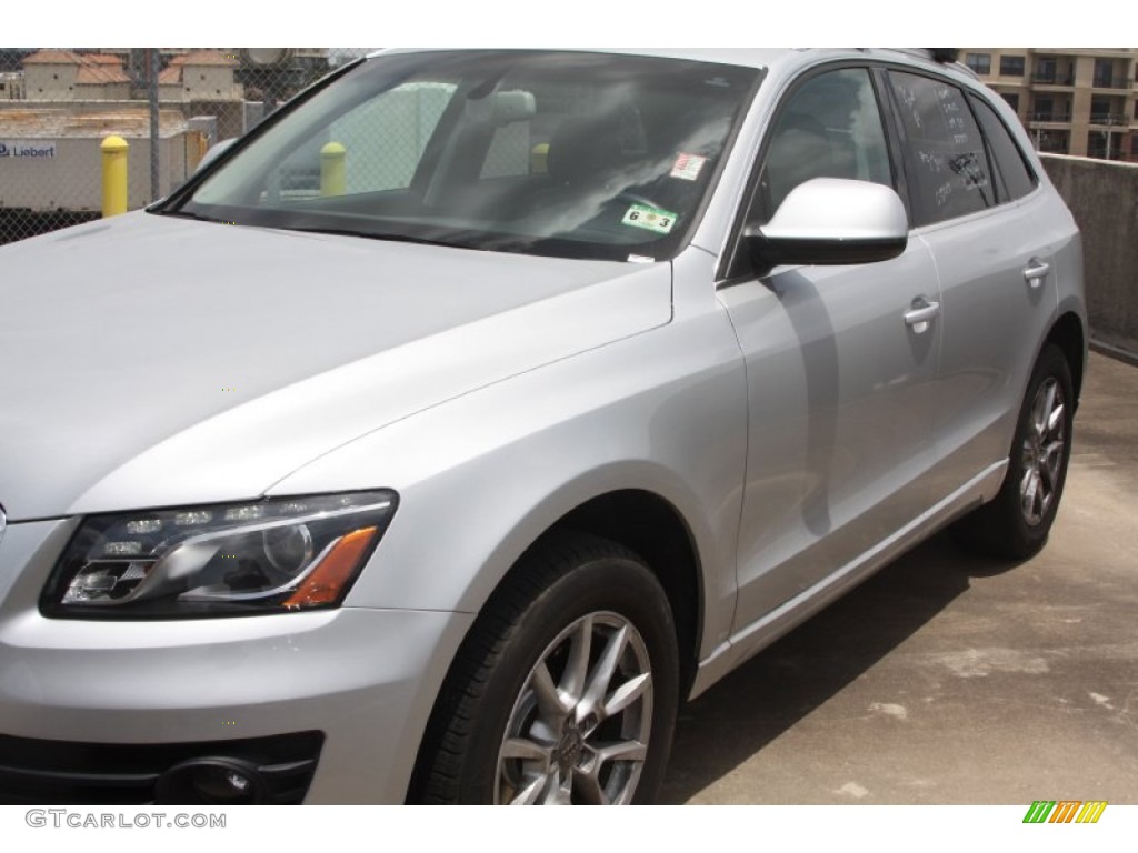 2009 Q5 3.2 Premium quattro - Ice Silver Metallic / Black photo #3