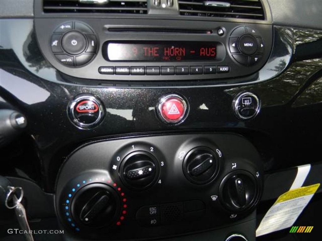 2012 Fiat 500 Sport Controls Photo #67571143