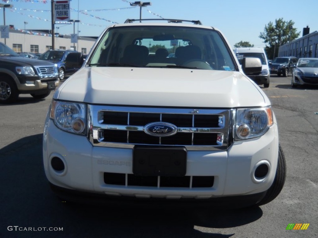 2009 Escape XLS 4WD - White Suede / Stone photo #2