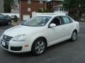 Candy White - Jetta SE Sedan Photo No. 3