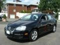 Black Uni - Jetta SE Sedan Photo No. 3