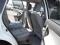 Super White - RAV4 4WD Photo No. 17