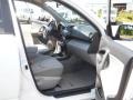 Super White - RAV4 4WD Photo No. 18