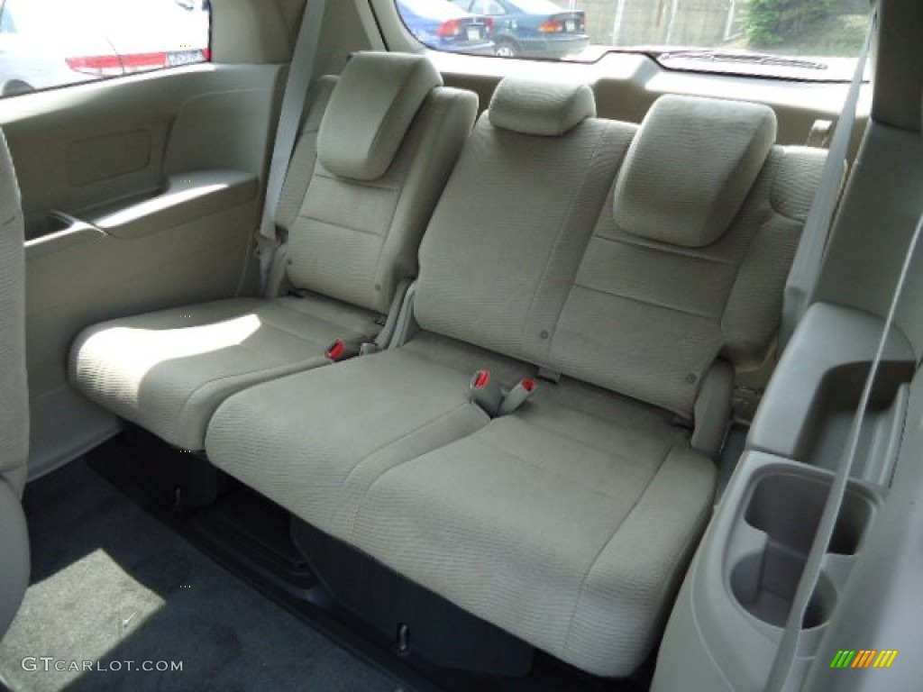 2012 Honda Odyssey LX Rear Seat Photos
