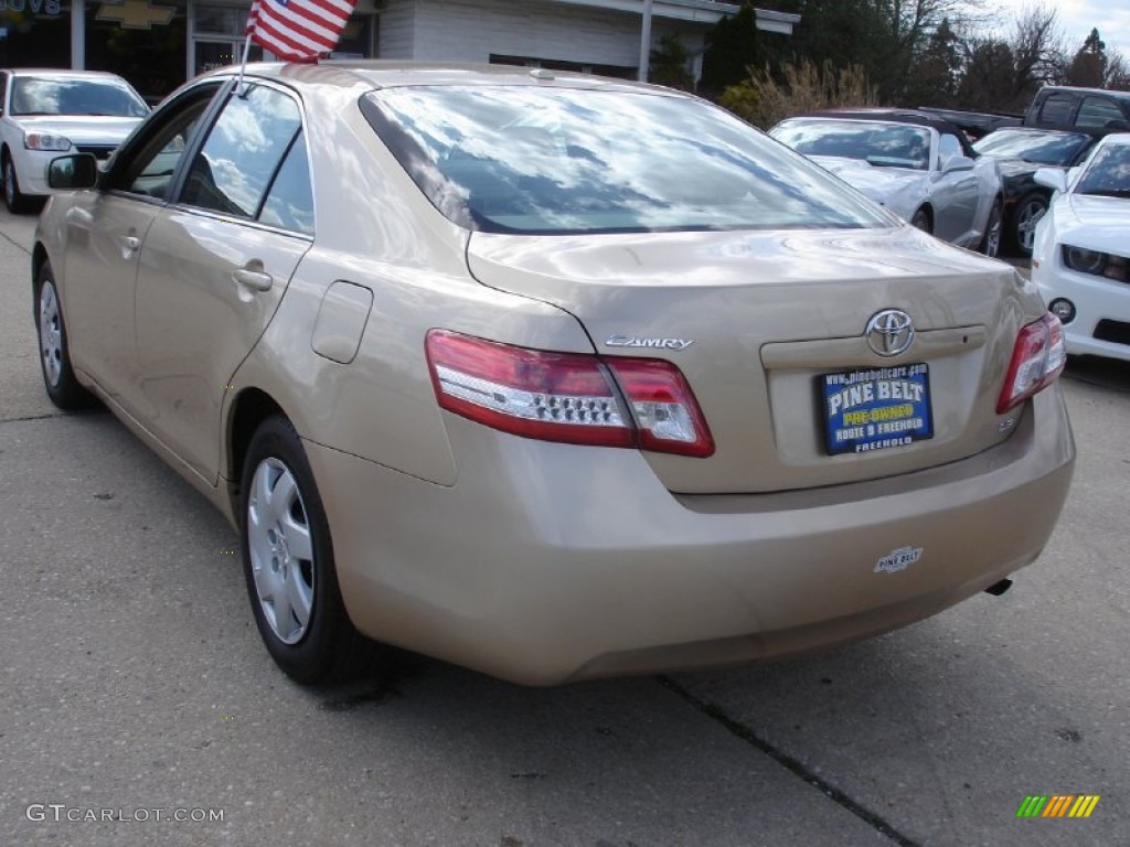 2010 Camry  - Sandy Beach Metallic / Bisque photo #6