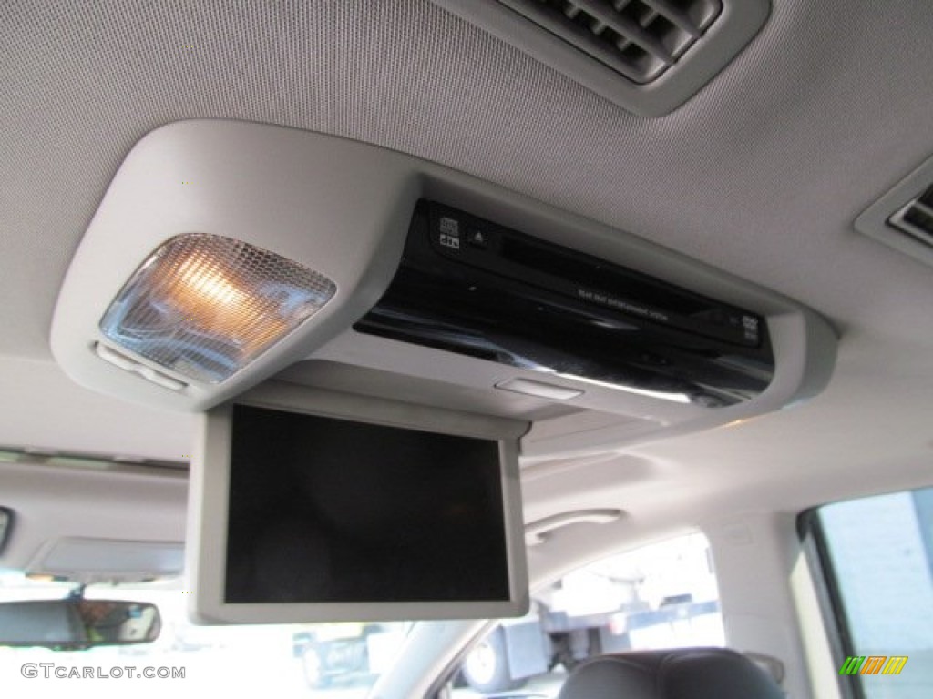 2007 B9 Tribeca Limited 7 Passenger - Diamond Gray Metallic / Slate Gray photo #10