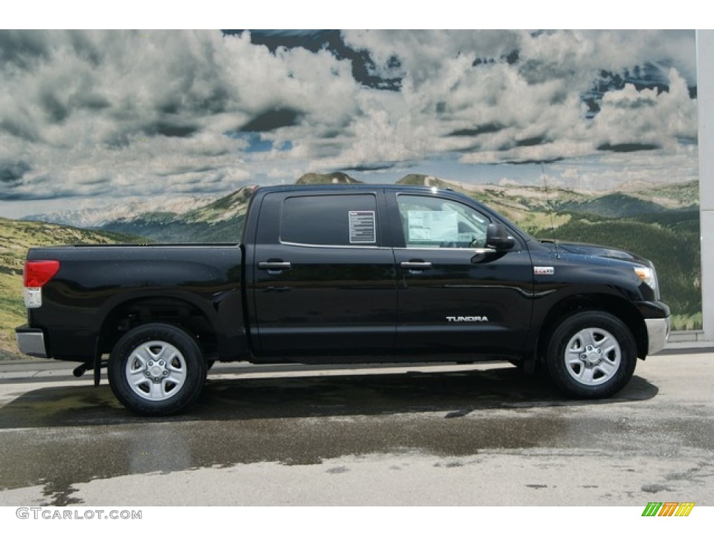 2012 Tundra CrewMax 4x4 - Black / Graphite photo #2