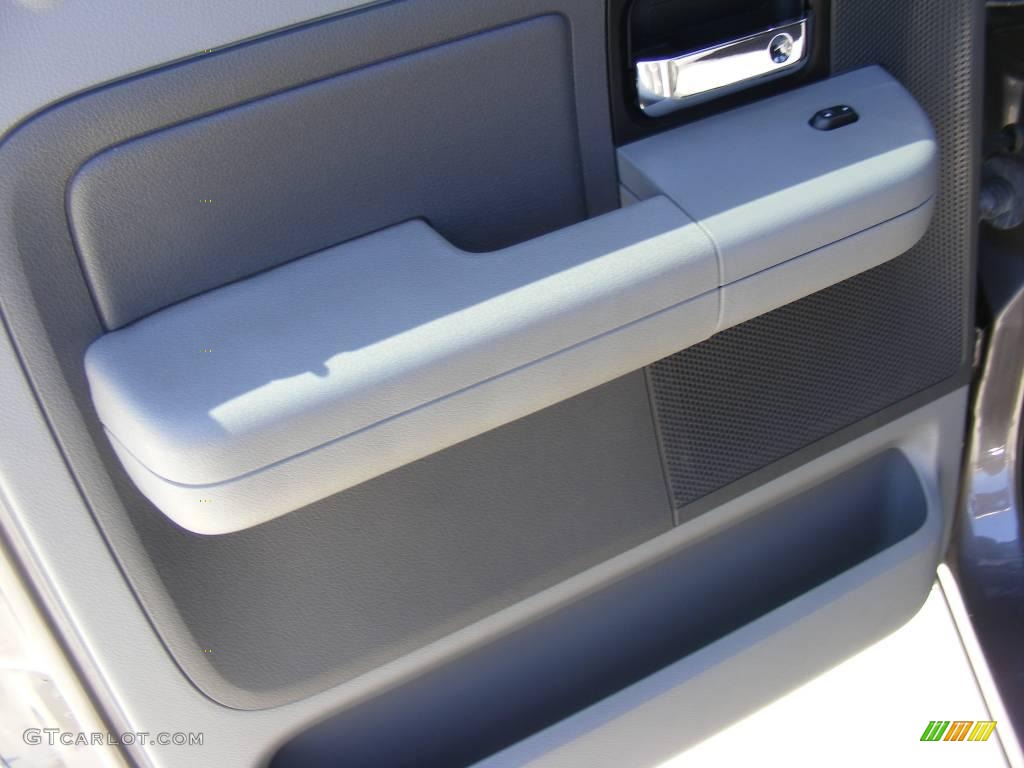 2006 F150 XLT SuperCrew - Dark Shadow Grey Metallic / Medium/Dark Flint photo #31