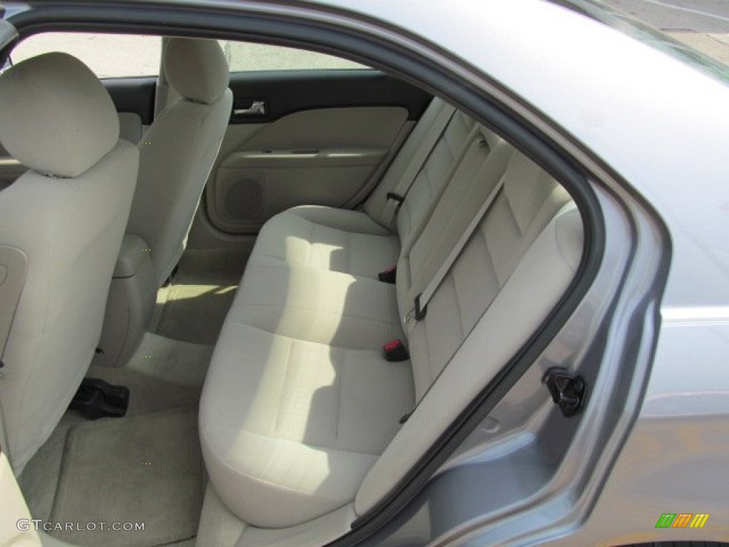 2007 Fusion S - Tungsten Grey Metallic / Light Stone photo #16